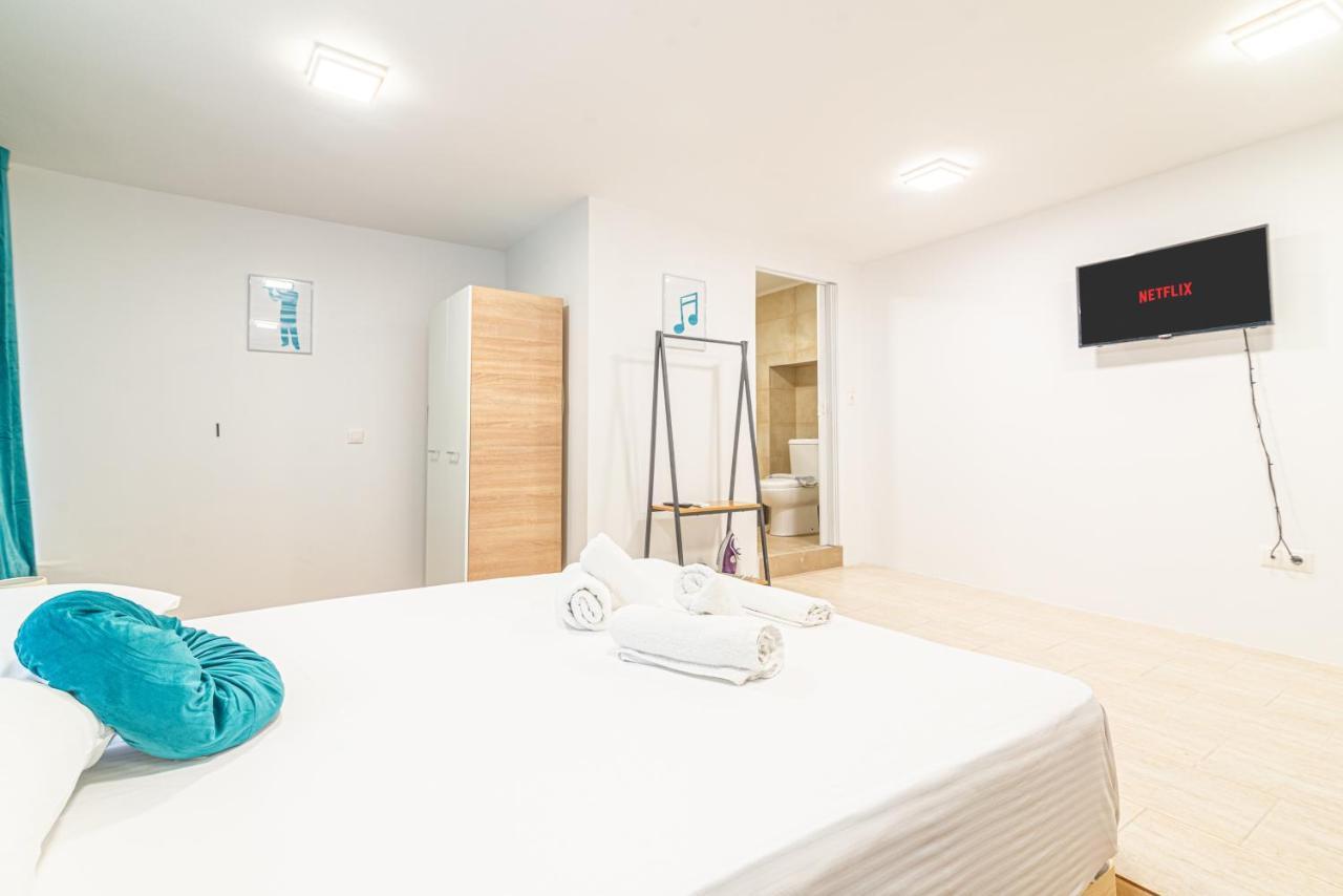 New Loft In The Heart Of City Center Kandiye Dış mekan fotoğraf