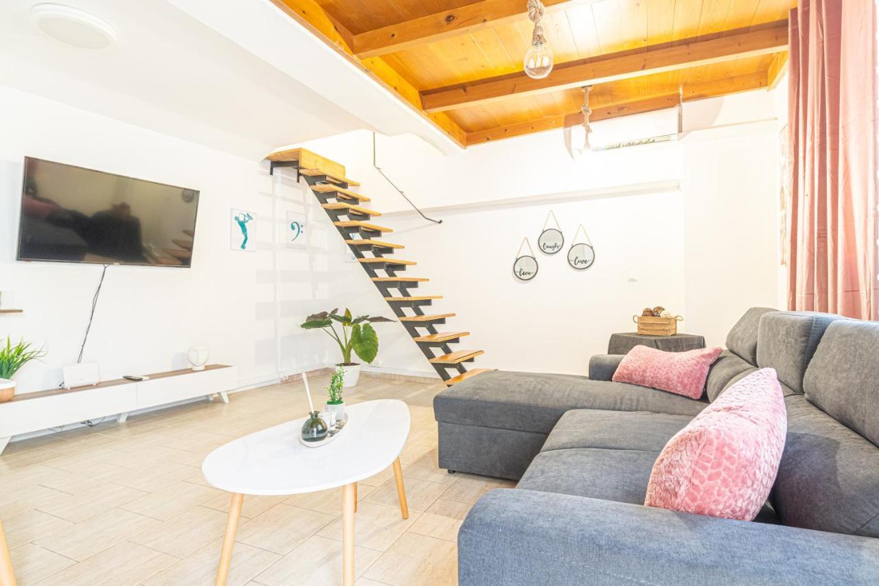 New Loft In The Heart Of City Center Kandiye Dış mekan fotoğraf